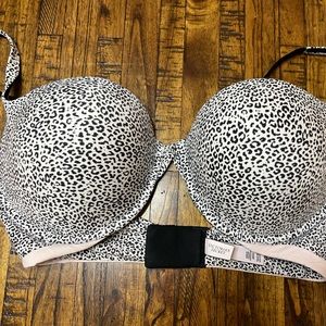 Body by Victoria’s Secret 38DD Push-up Bra